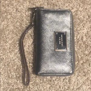 Michael Kors wristlet